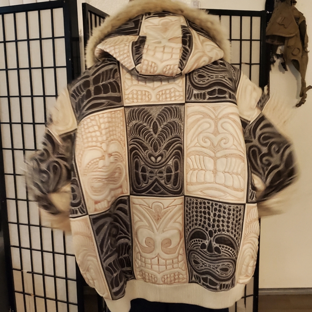 Rare Al Wissam Leather Bomber Jacket Viintage Embossed Tiki Design Men's Sz 54 - Picture 3 of 11